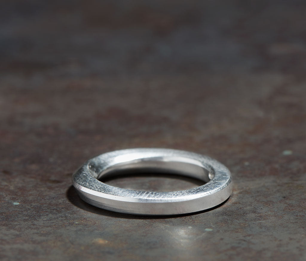 twisted ring – werkstatt-munchen