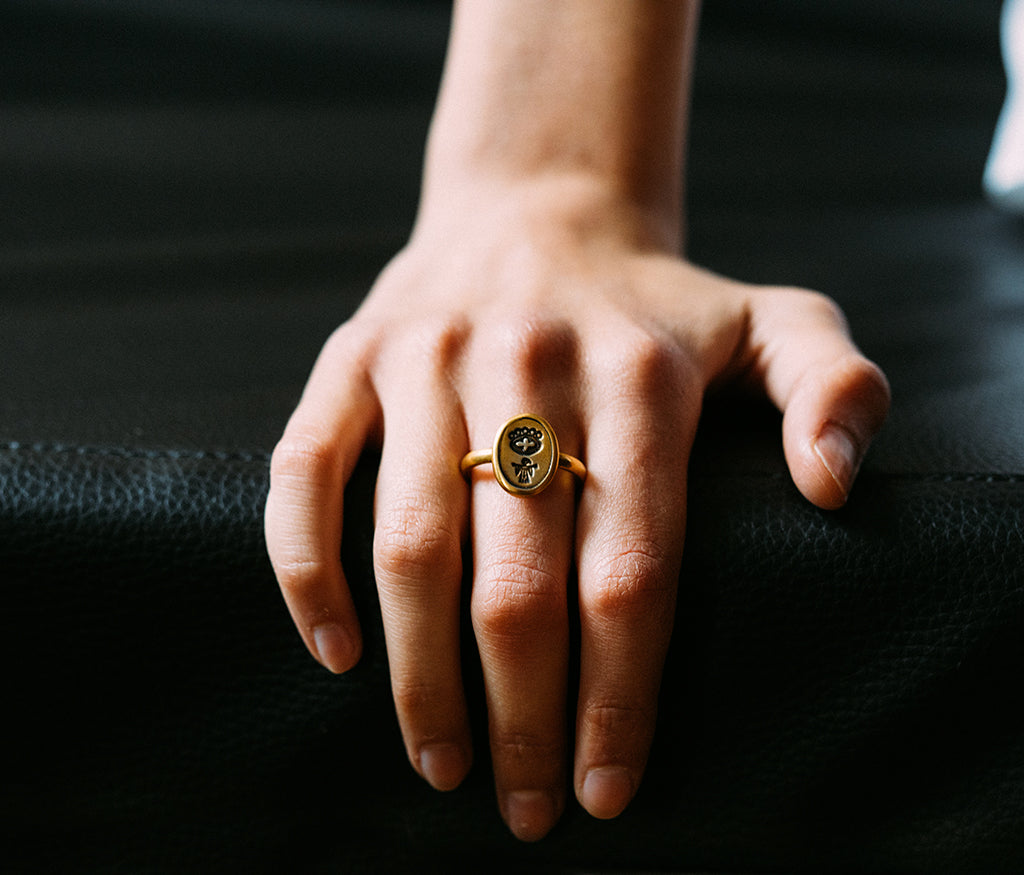 signet ring signs gold – werkstatt-munchen