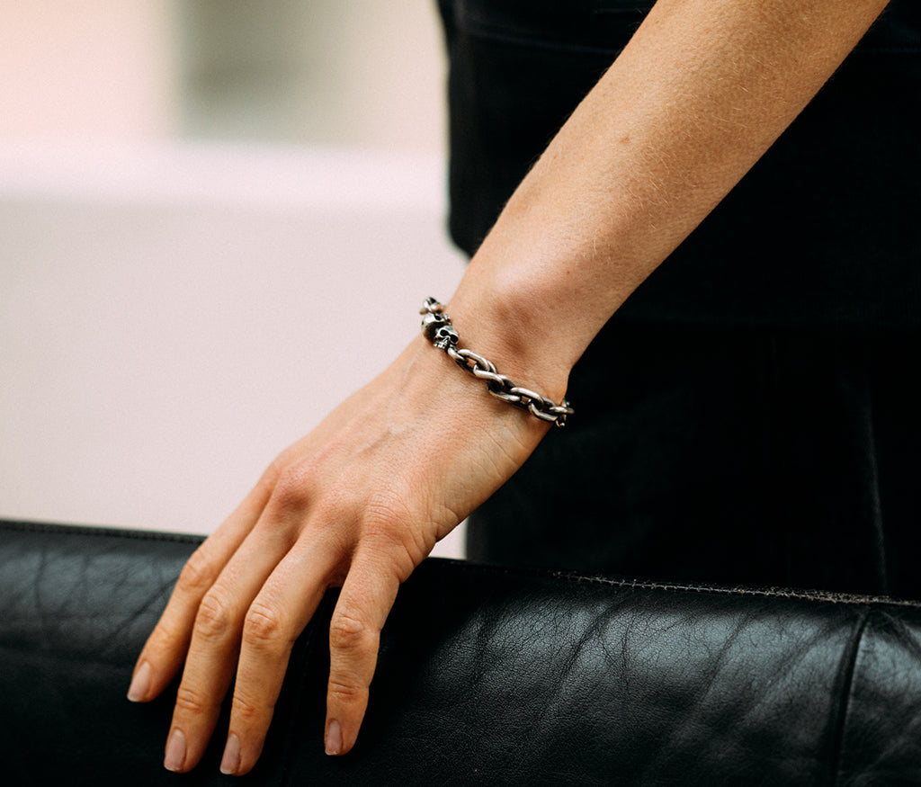bracelet two skulls – werkstatt-munchen