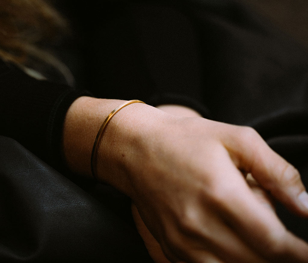 bangle hook plain gold