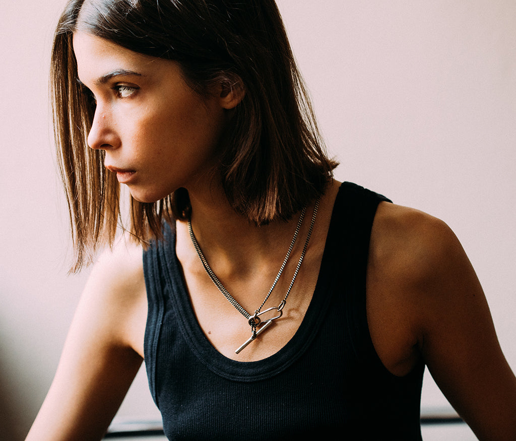 necklace curl