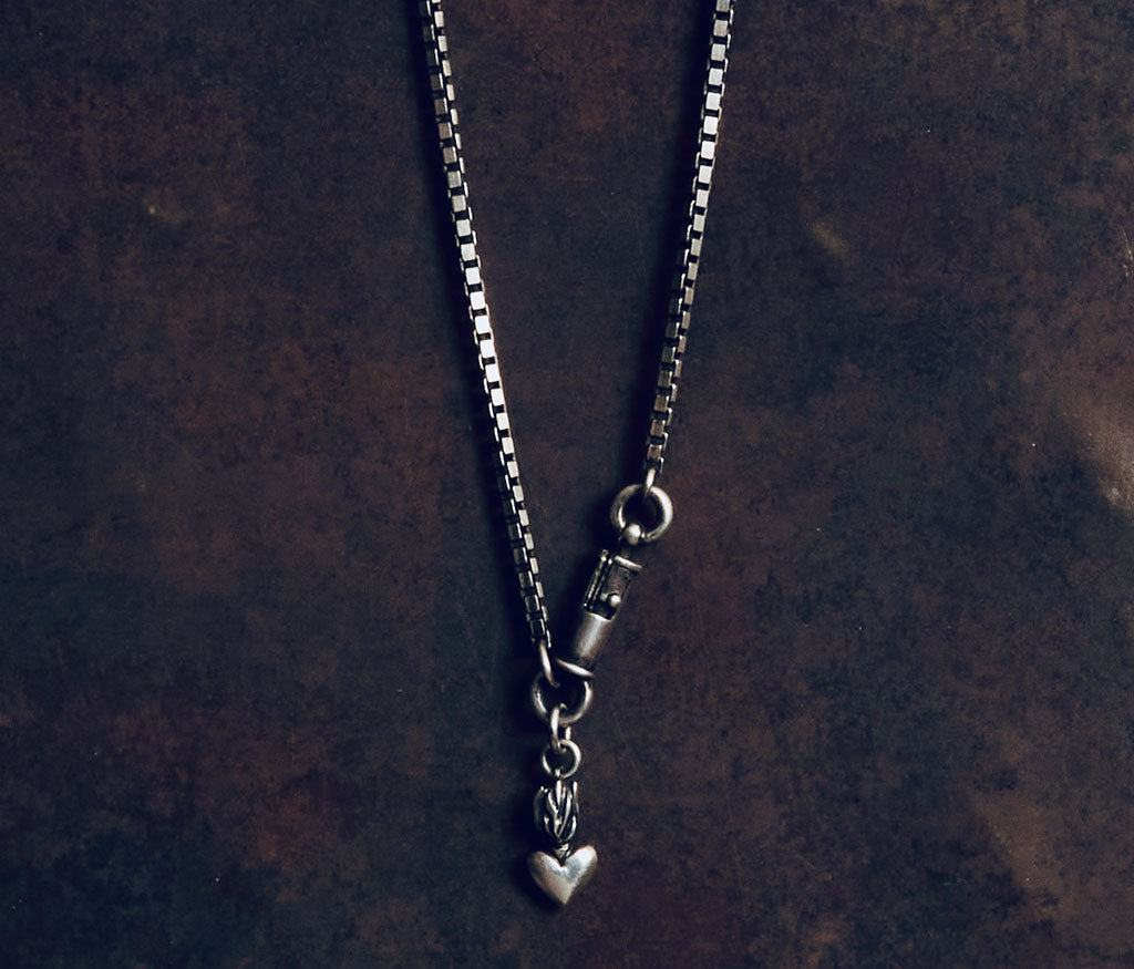 necklace symbol heart