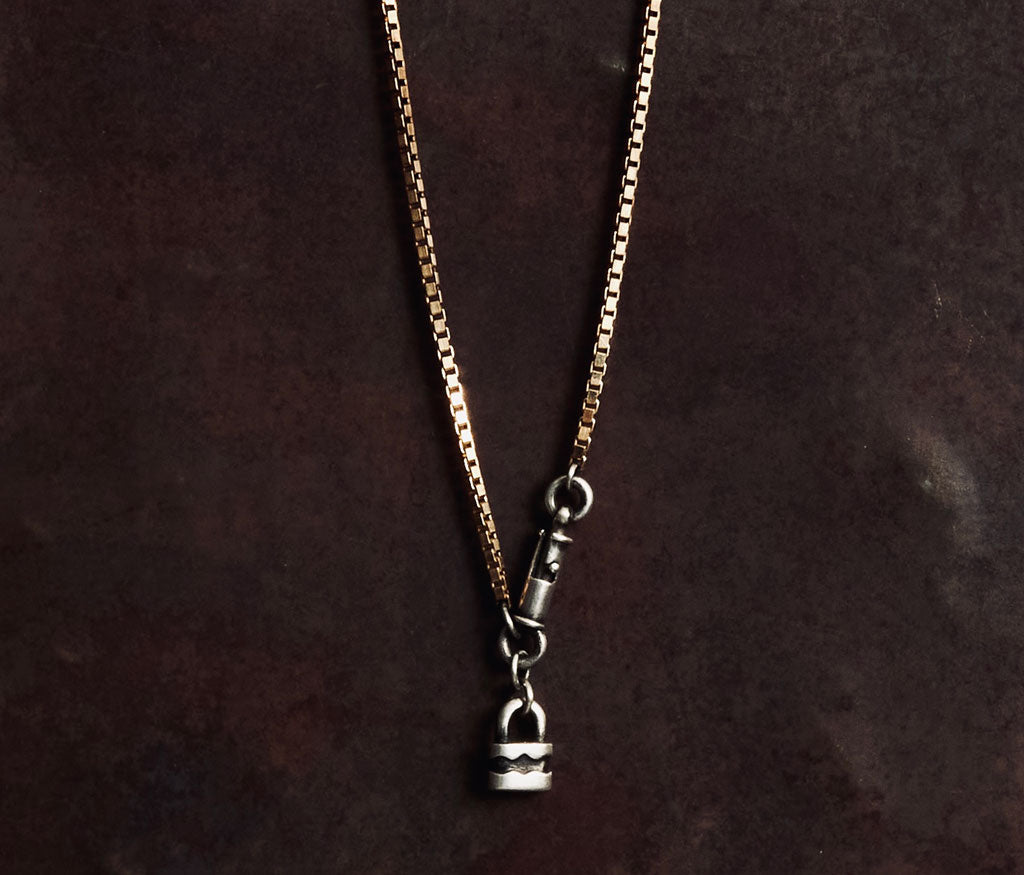 necklace symbol lock silvergold