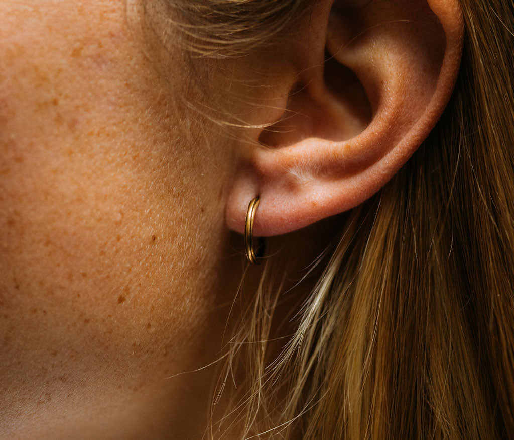 gold earrings – werkstatt-munchen