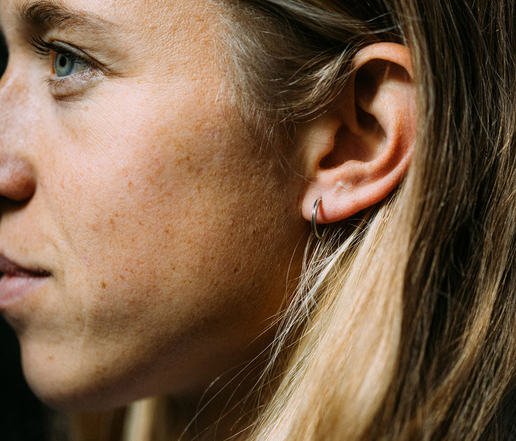 WERKSTATT:MÜNCHEN Hoop Studs Fine Track hoop studs fine track – werkstatt-munchen
