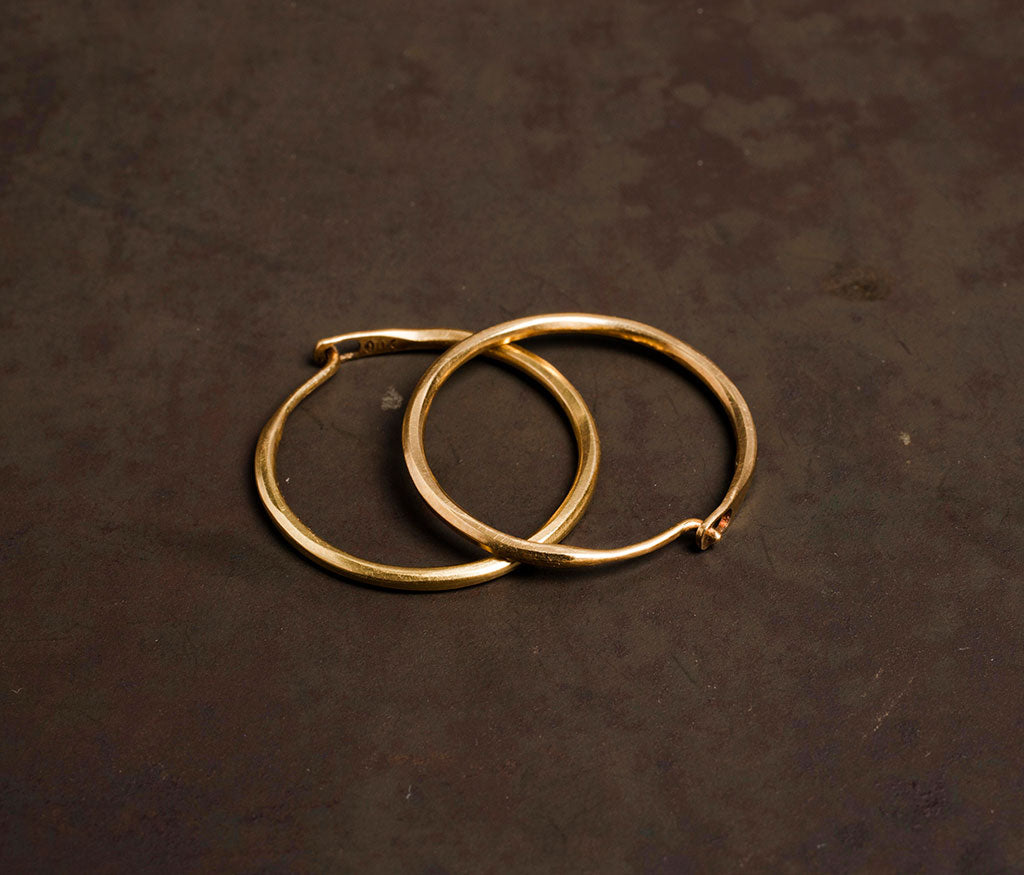 gold earrings – werkstatt-munchen